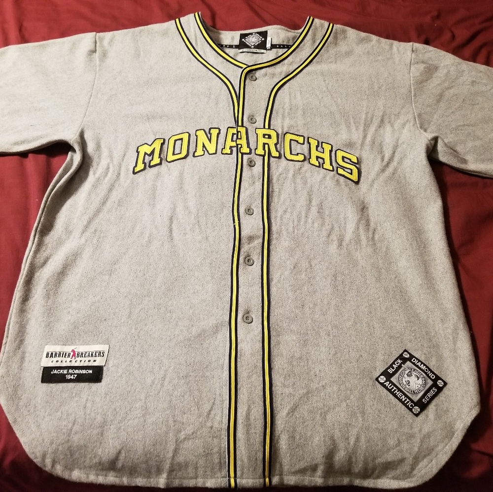 Jackie Robinson throwback Jersey by Headmasters